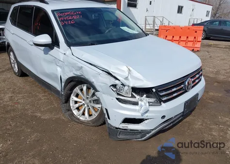 2018 Volkswagen Tiguan 2.0T S из США, поврежденный, VIN 3VV0B7AX0JM120136